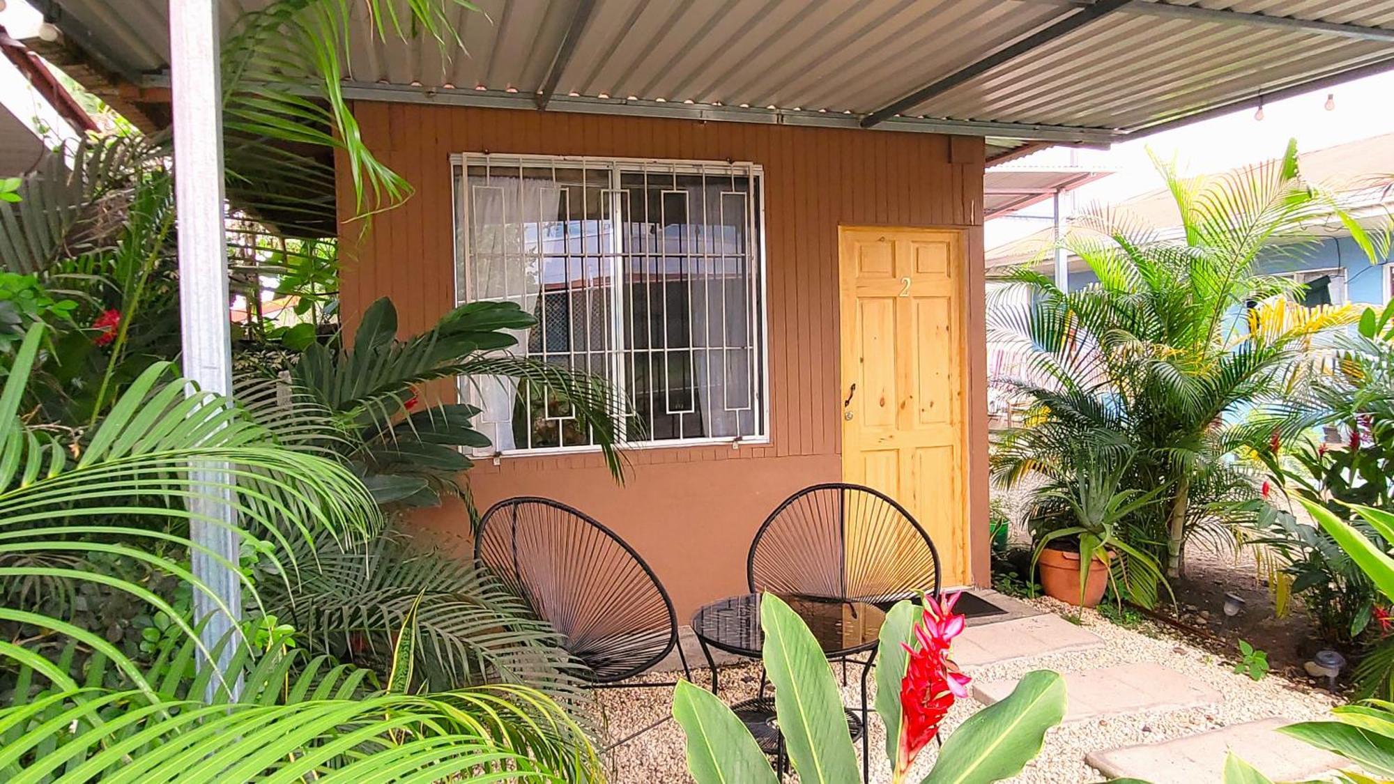 Tico Bed & Breakfast La Fortuna Bagian luar foto