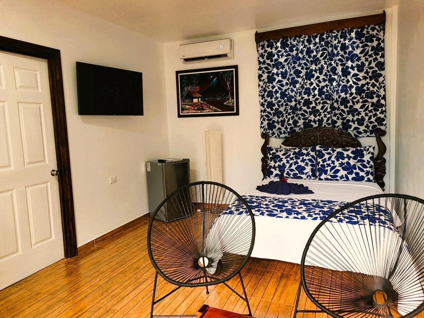 Tico Bed & Breakfast La Fortuna Bagian luar foto