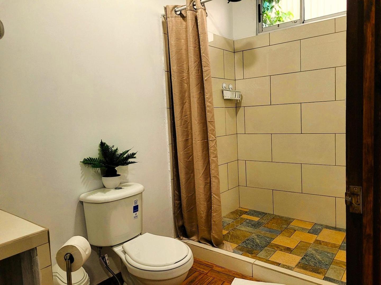 Tico Bed & Breakfast La Fortuna Bagian luar foto