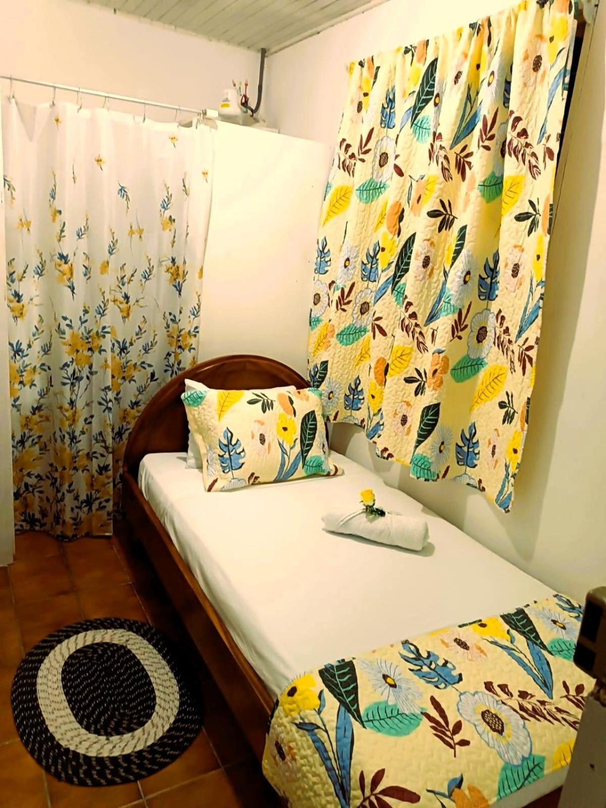 Tico Bed & Breakfast La Fortuna Bagian luar foto