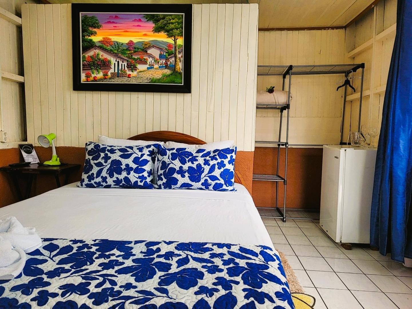 Tico Bed & Breakfast La Fortuna Bagian luar foto