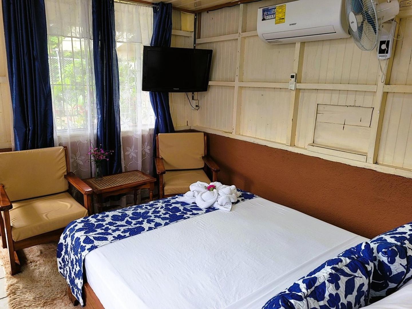 Tico Bed & Breakfast La Fortuna Bagian luar foto