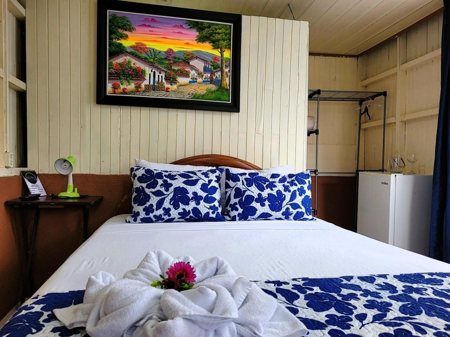 Tico Bed & Breakfast La Fortuna Bagian luar foto